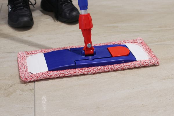 Bodenwischer Microfaser in rot-weiß