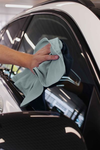 Glastuch für die professionelle Autopflege